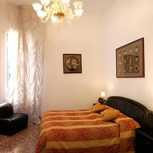 https://casa-dolce-venezia.hotelinveneto.com