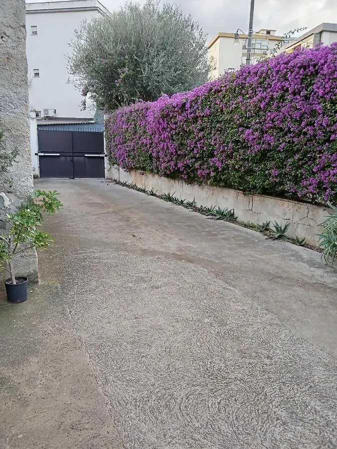 Giardino Delle Arance Luxury Rooms Palermo Bed and breakfast